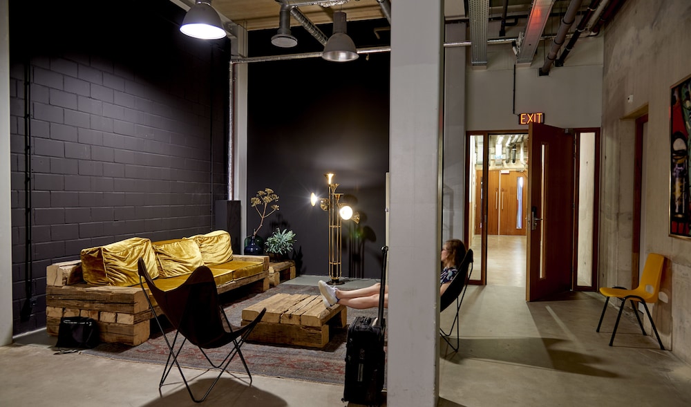Q-Factory Hotel 22/43