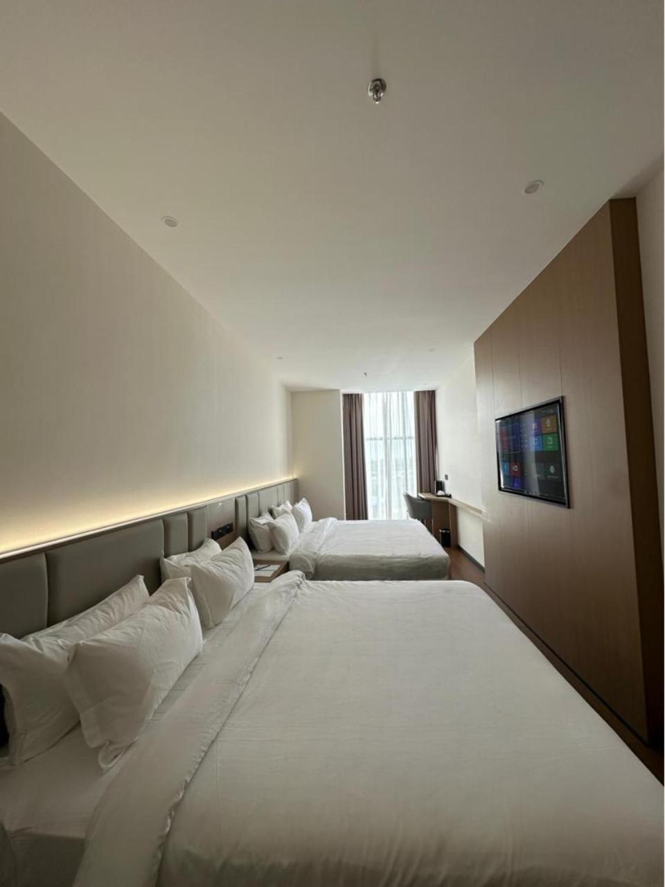 The MAJULAN Hotel 13/43