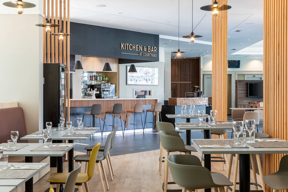 Courtyard By Marriott Paris Saint Denis 16/35
