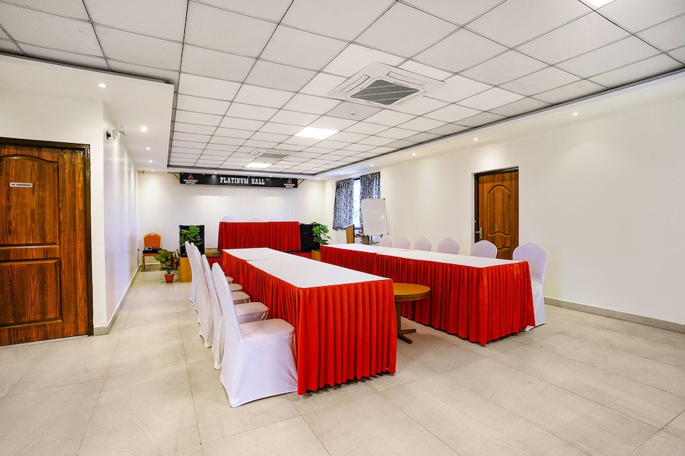 Prestige Hotel 31/50
