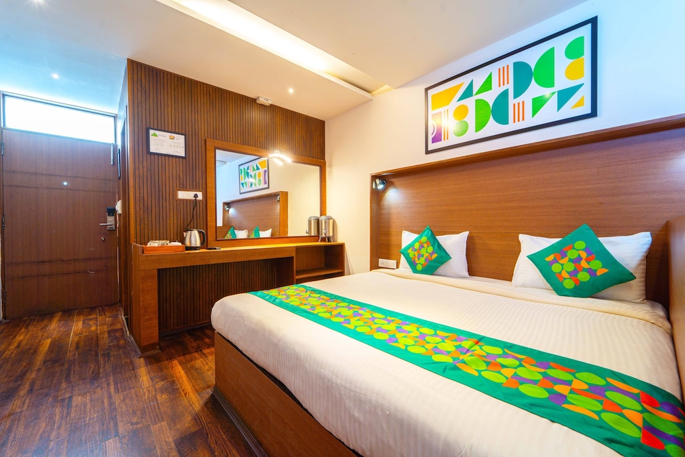 Premium, Single Bed, Valley View, Balcony