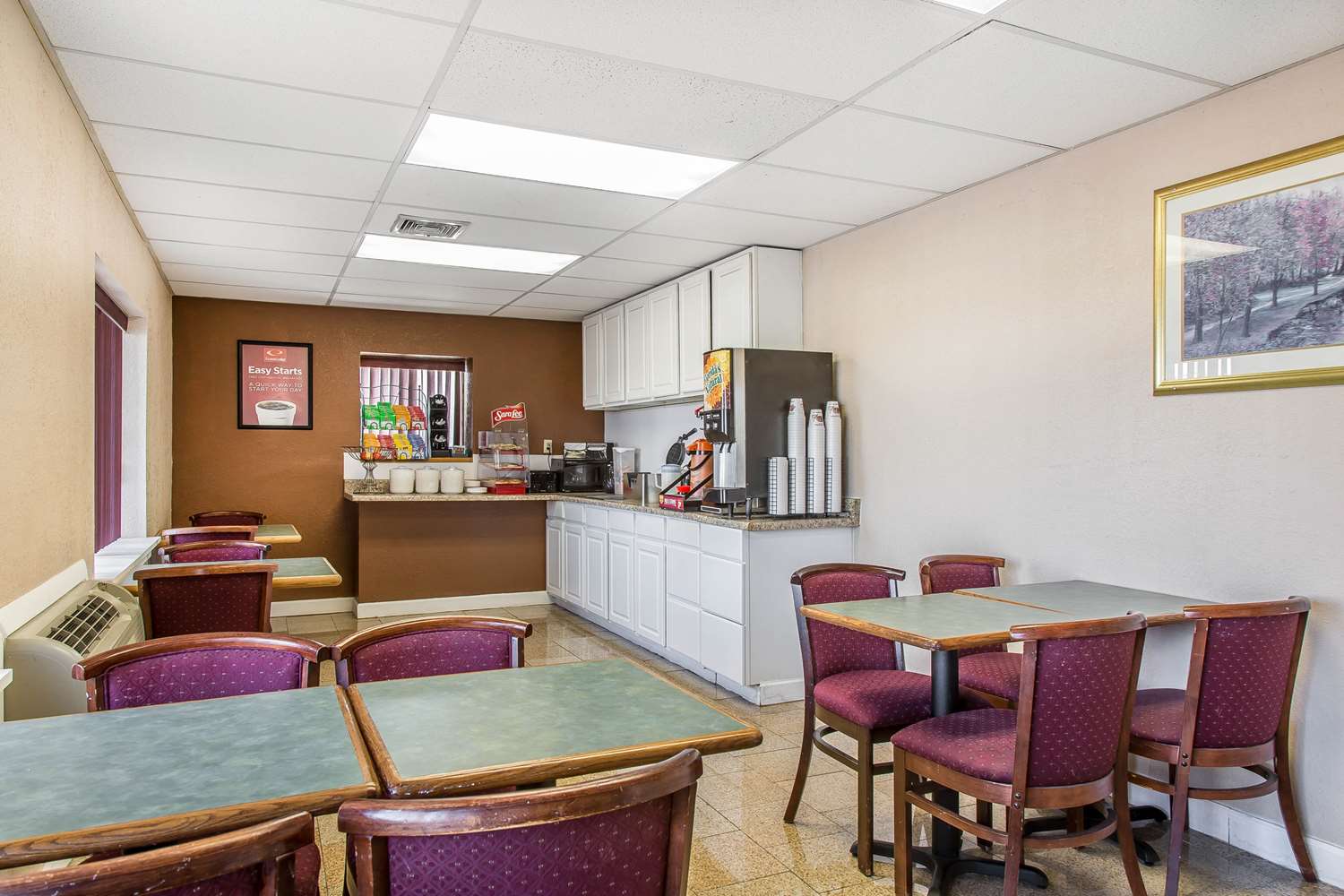 Econo Lodge Cranston - Providence 24/31