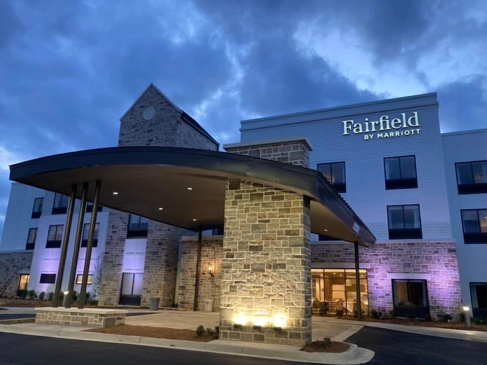 Fairfield Inn & Suites by Marriott Rome 1/15