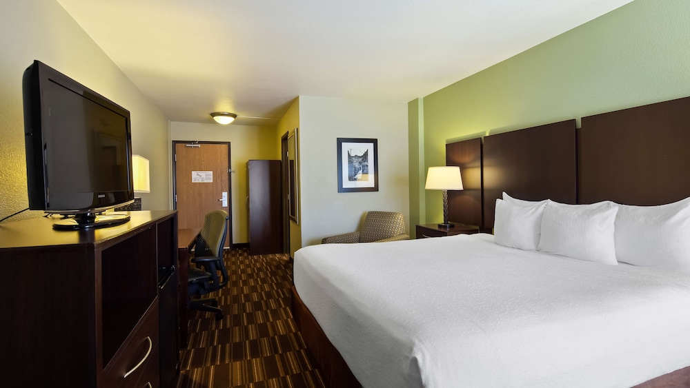 غرفة قياسية بسرير كينج، Best Western Sundowner 2/4
