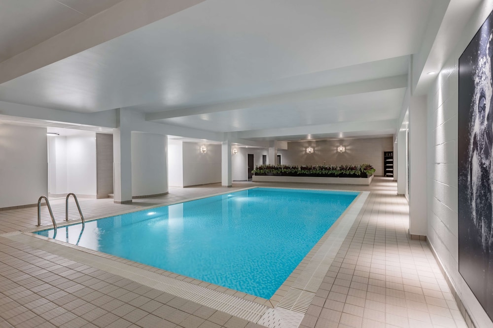 Radisson Blu Hotel London Stansted Airport 34/68