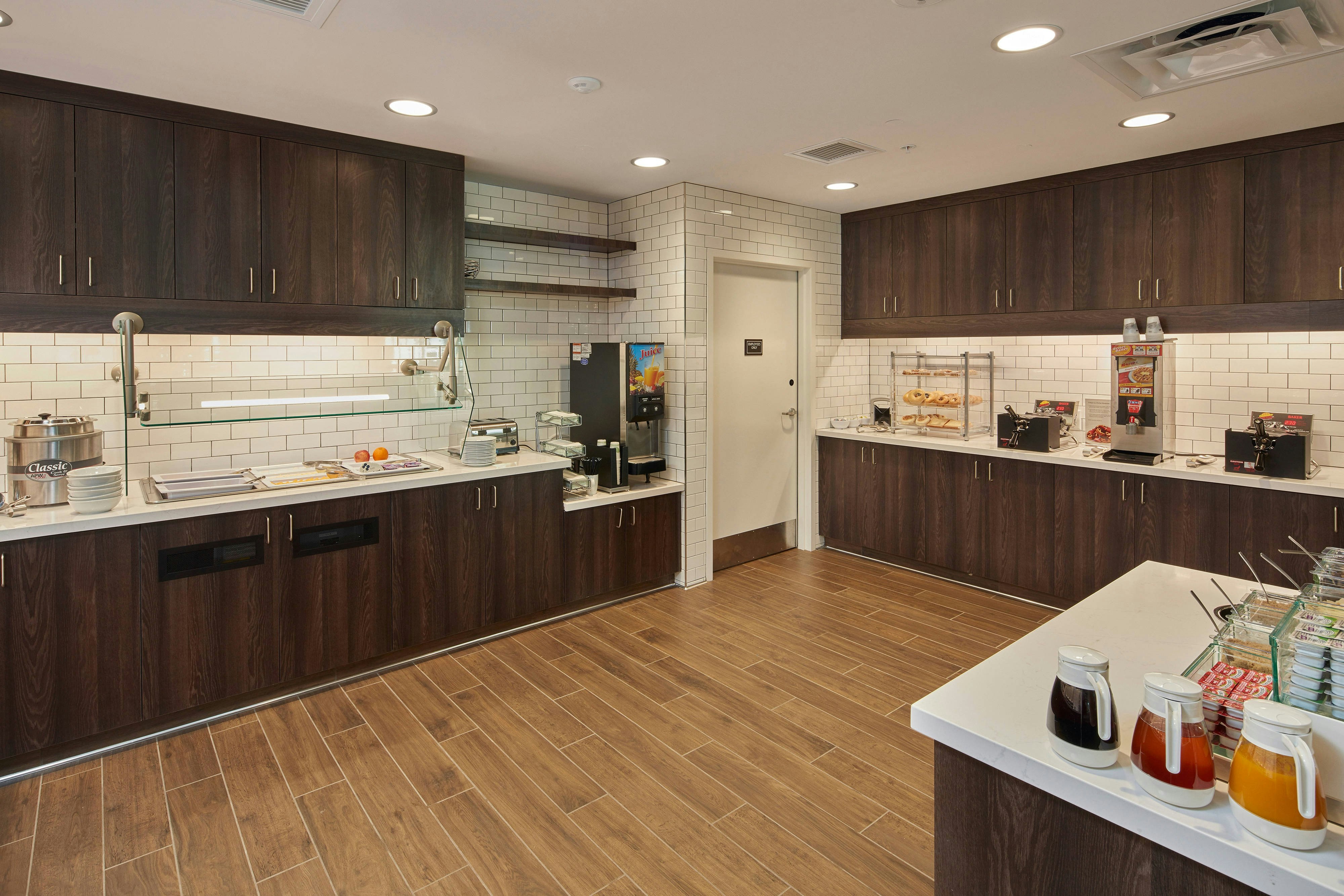 Residence Inn By Marriott Sacramento Davis 17/26
