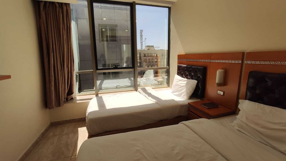 Jewheret Alswefiah Hotel Suites 27/45
