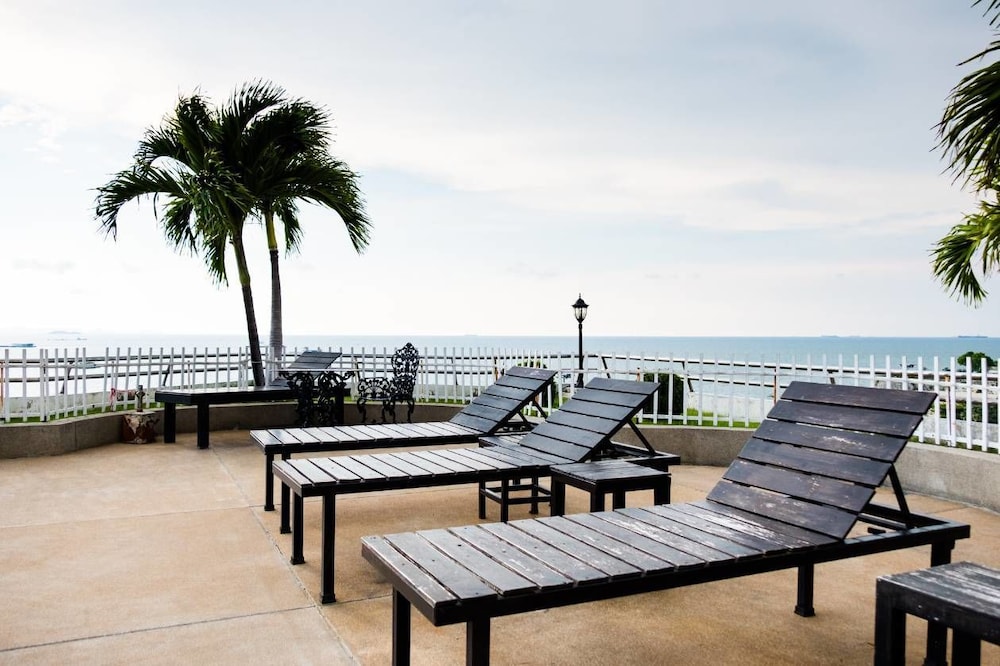 Markland Seaside Pattaya 25/30