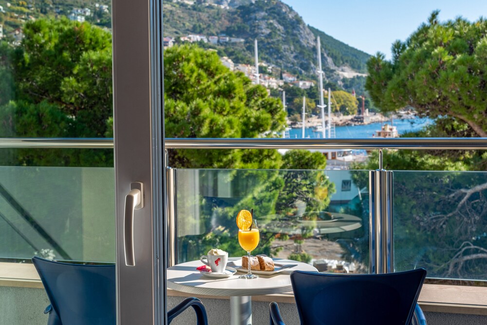 Hotel Plaza Omis 22/33