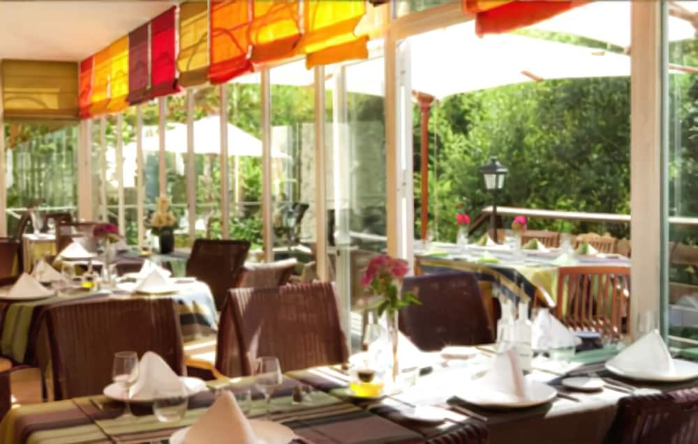 Qualys Hotel Auberge Du Manet 52/64