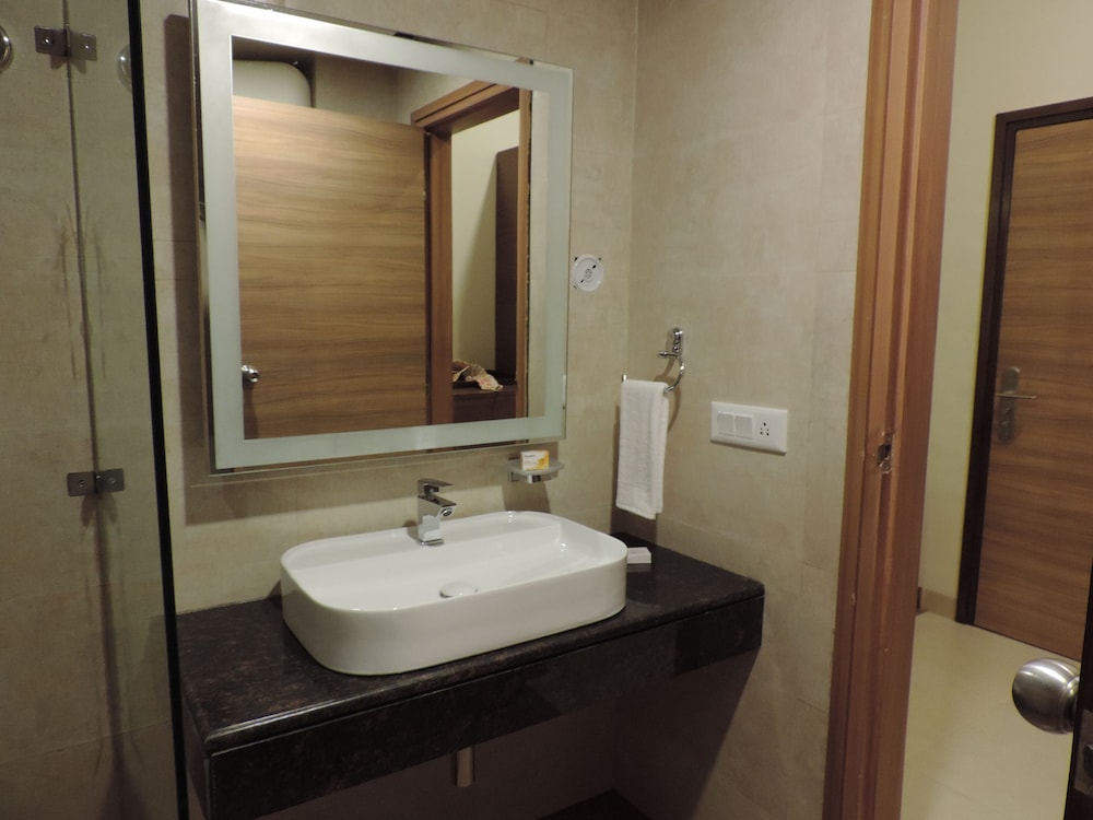 JuSTa Luxe Mukteshwar Retreat and Spa Mukteshwar 48/50