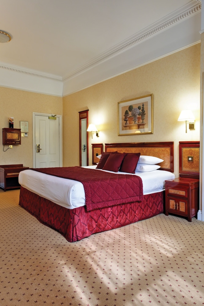 Grange Clarendon Hotel 36/72