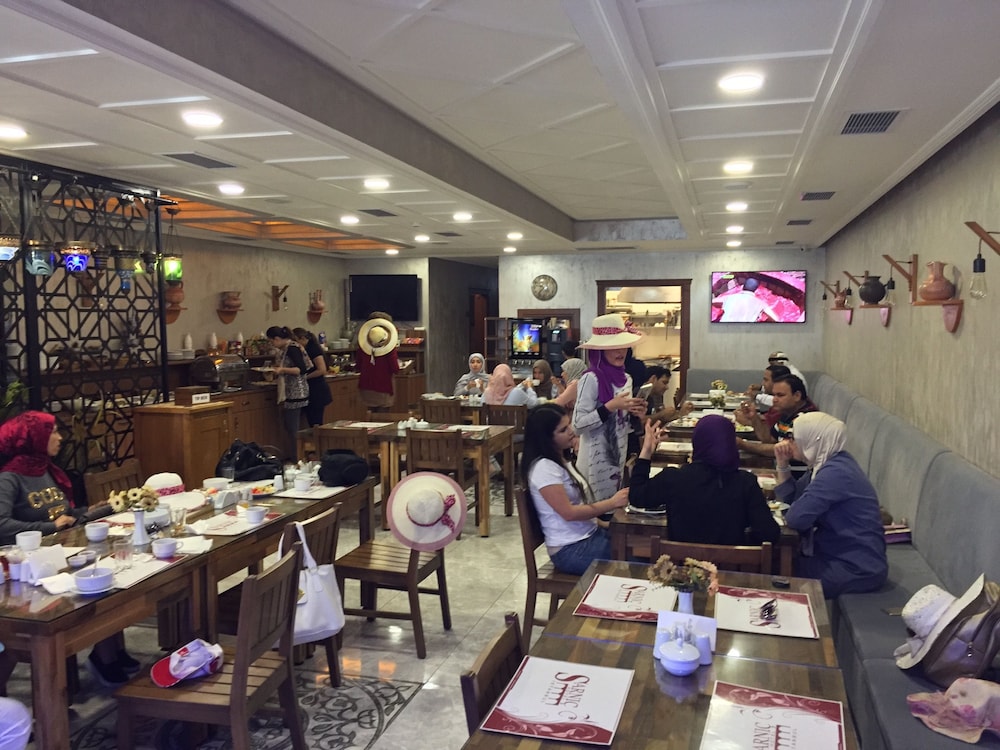 Sarnic Hotel and Sarnic Premier Hotel 43/50