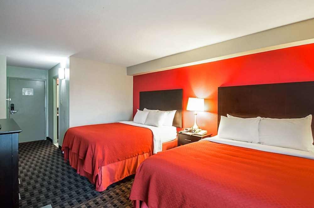 Quality Inn near Potomac Mills 14/39