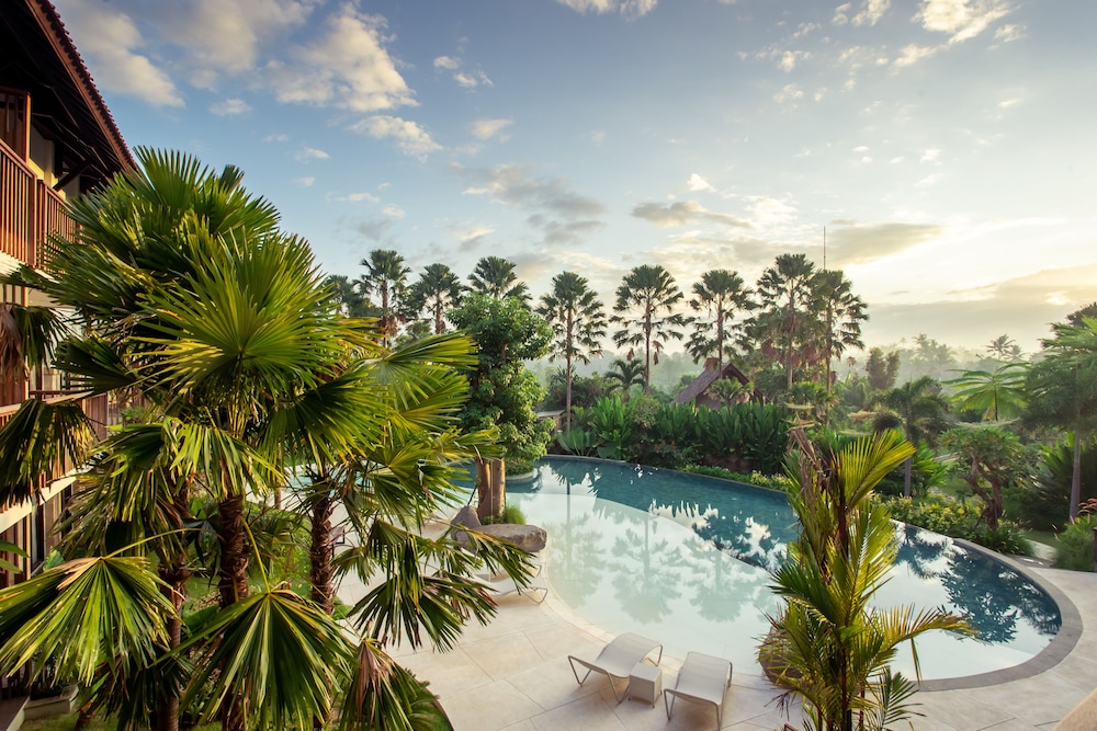 Sanctoo Suites And Villas 10/76
