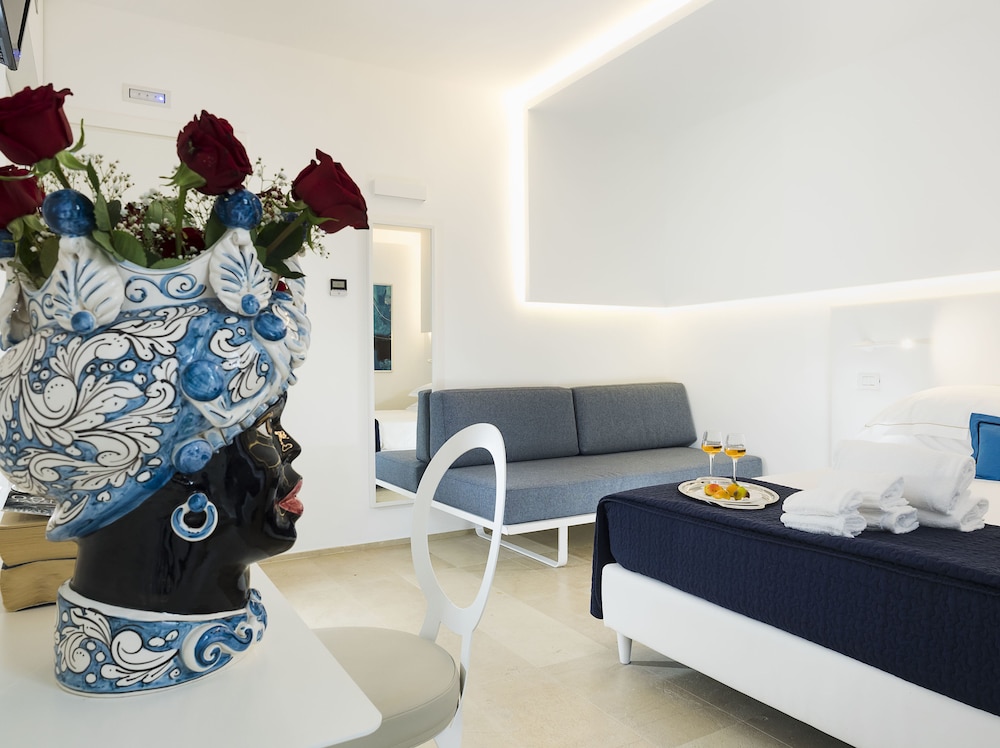 White Bay Resort 58/74