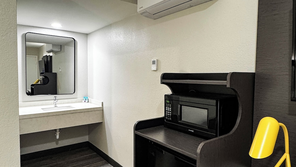 Motel6 Atascadero, CA 38/42