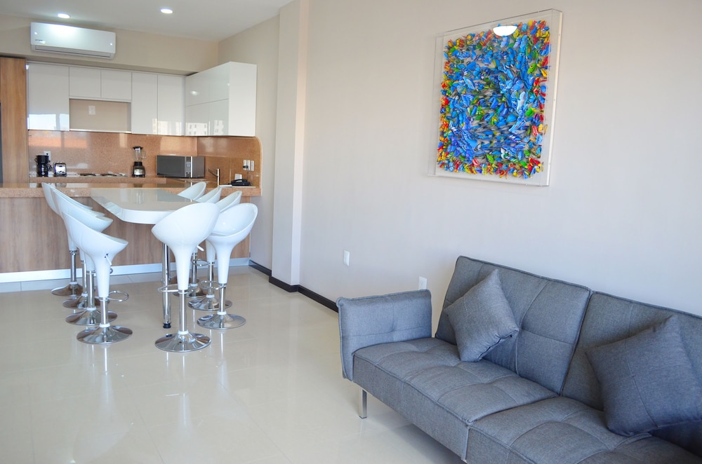Marina Suites Mazatlan 33/46