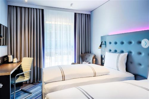 Room, Twin Beds