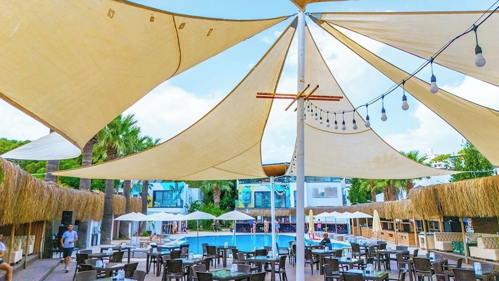 Ladonia Hotels Leo Beach Resort - Adults Only 1/43