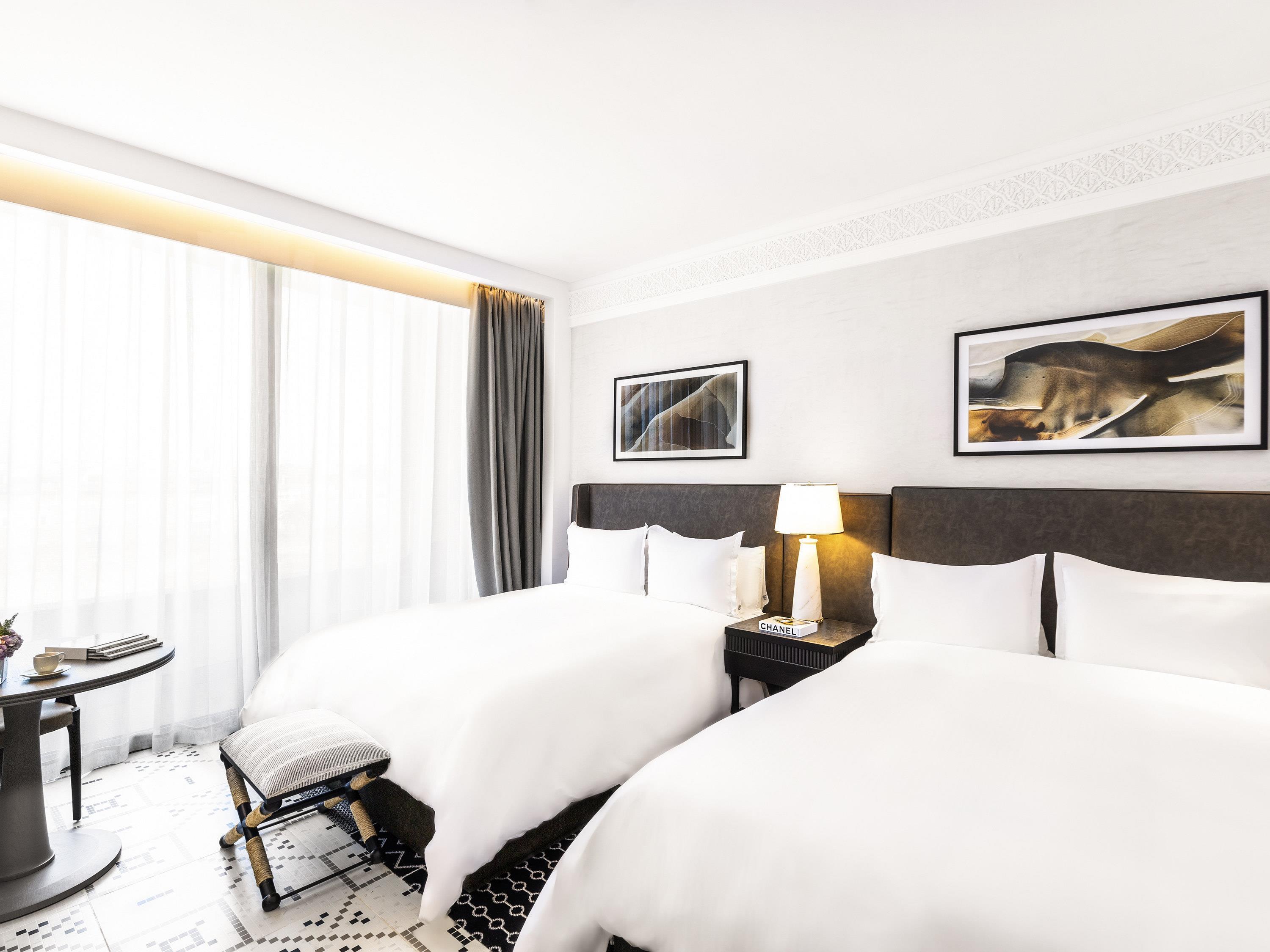 Fairmont Gold, 2 Queen Beds, with View, Balcony