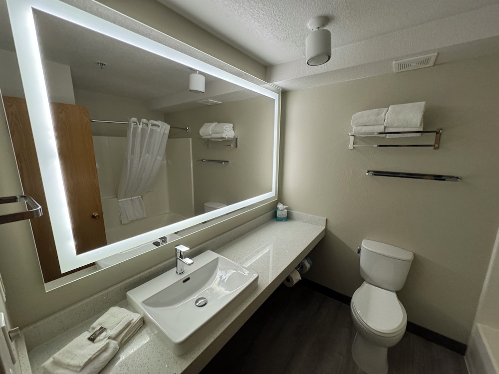 Extended Stay America Premier Suites - Portland - North 48/50