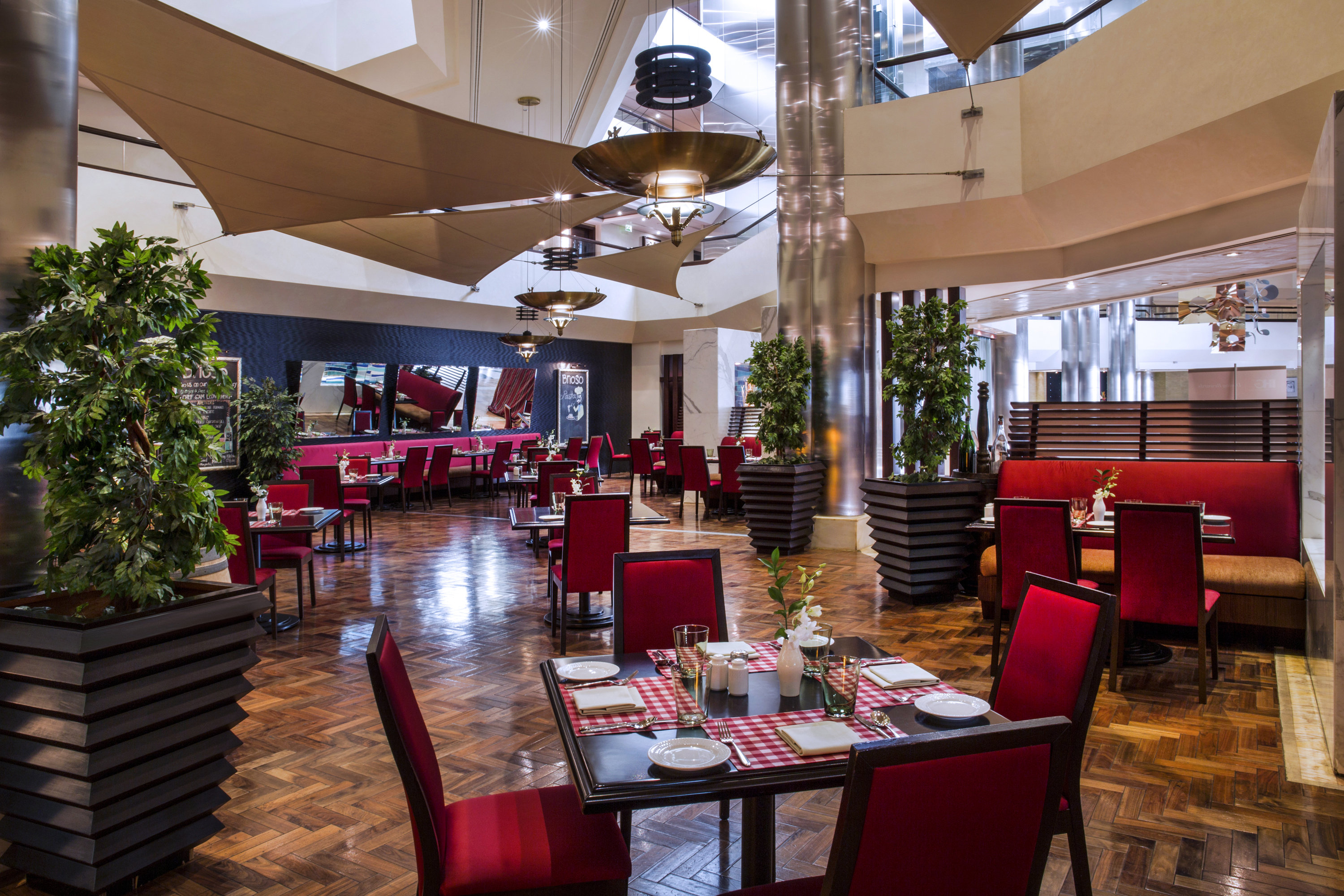 Crowne Plaza Dubai - Deira 59/77