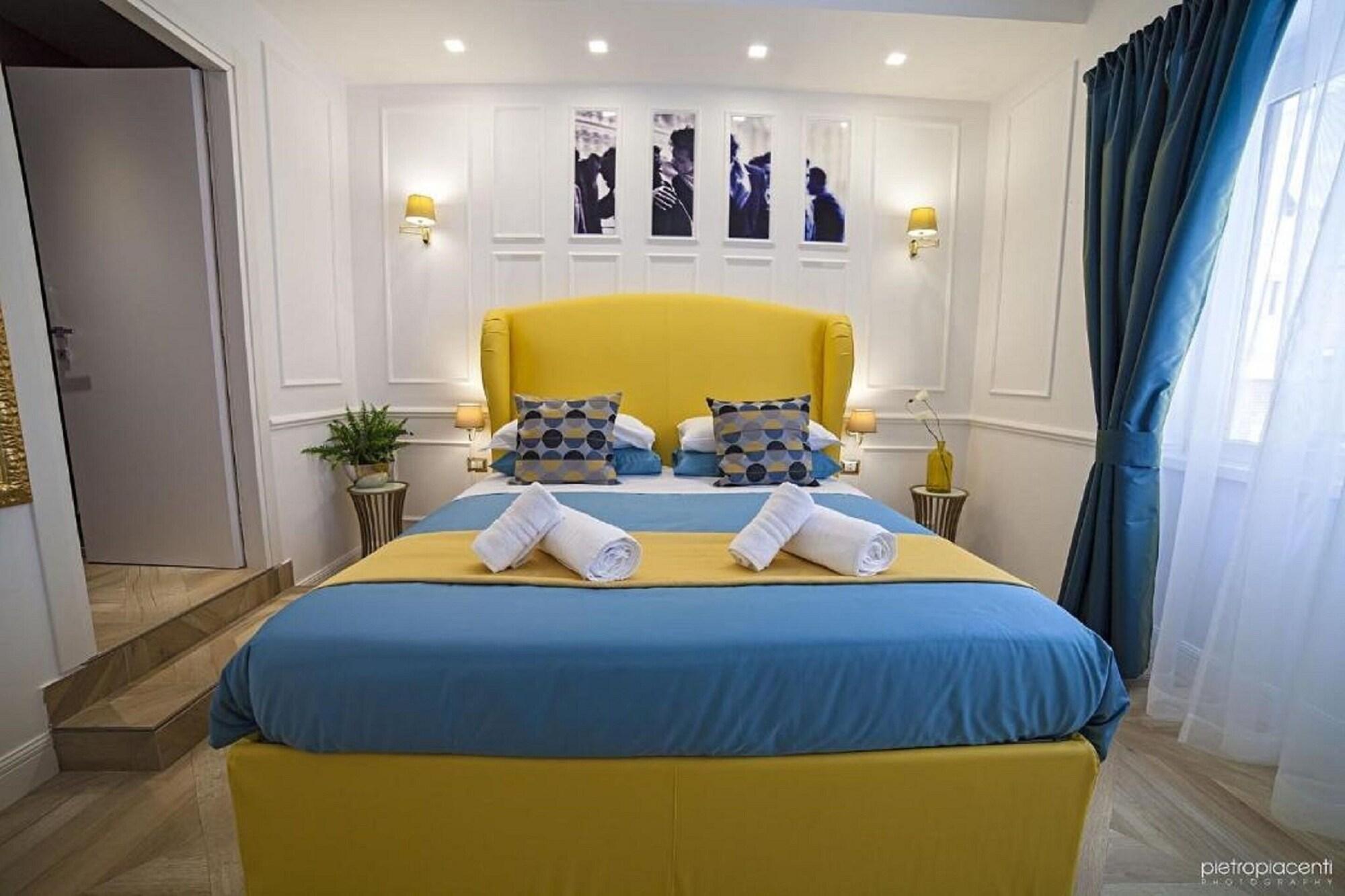 Vatican Luxury Suite 10/26
