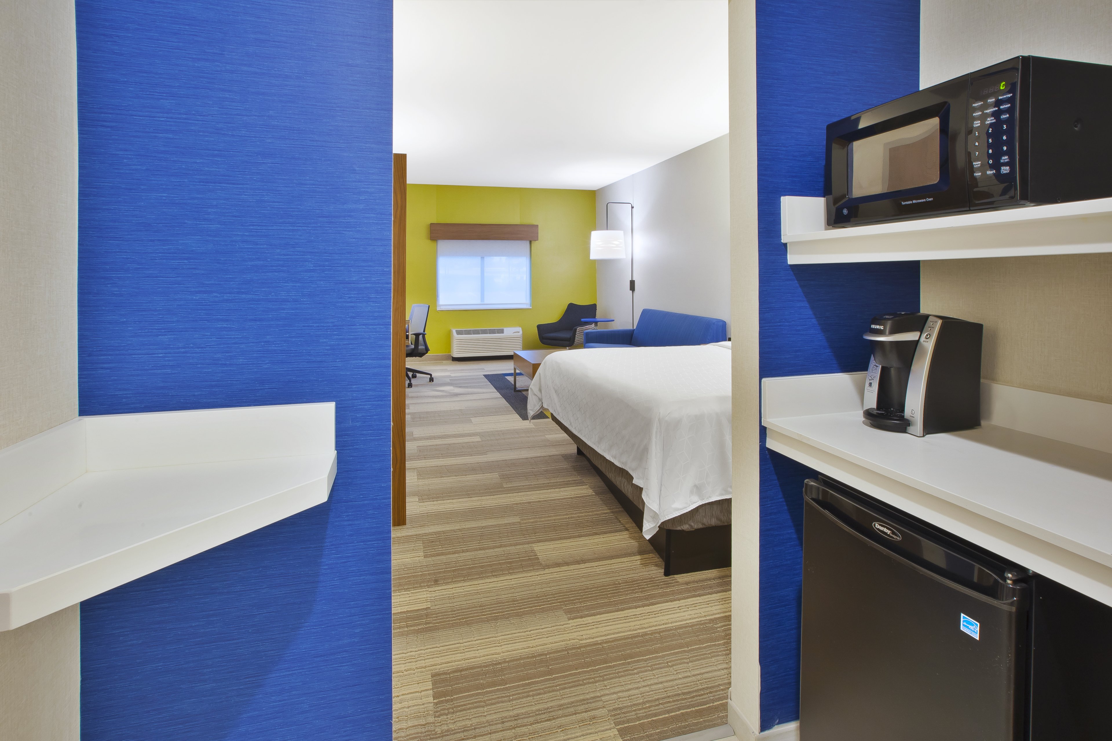Holiday Inn Express & Suites Rochester-Victor, an IHG Hotel 33/33