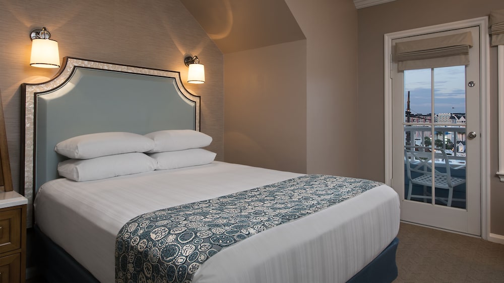 Disneys Beach Club Resort 17/50