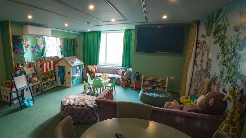 OYO Newquay Beach Hotel 28/50