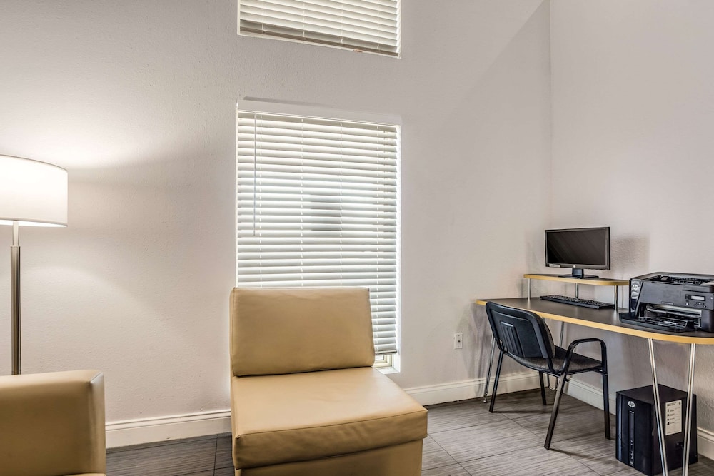 Quality Inn Calvert City - Paducah East 30/31