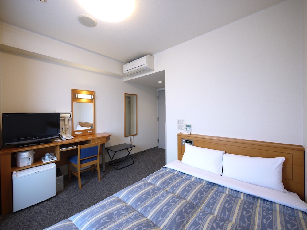 Hotel Route-Inn Niihama 25/63