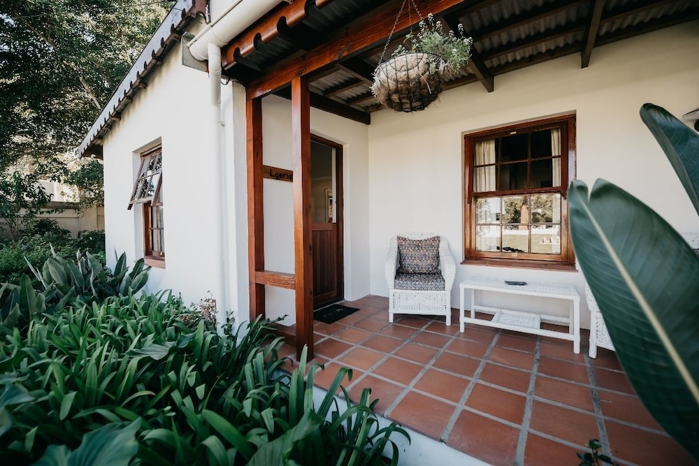The Village Lodge 2/50