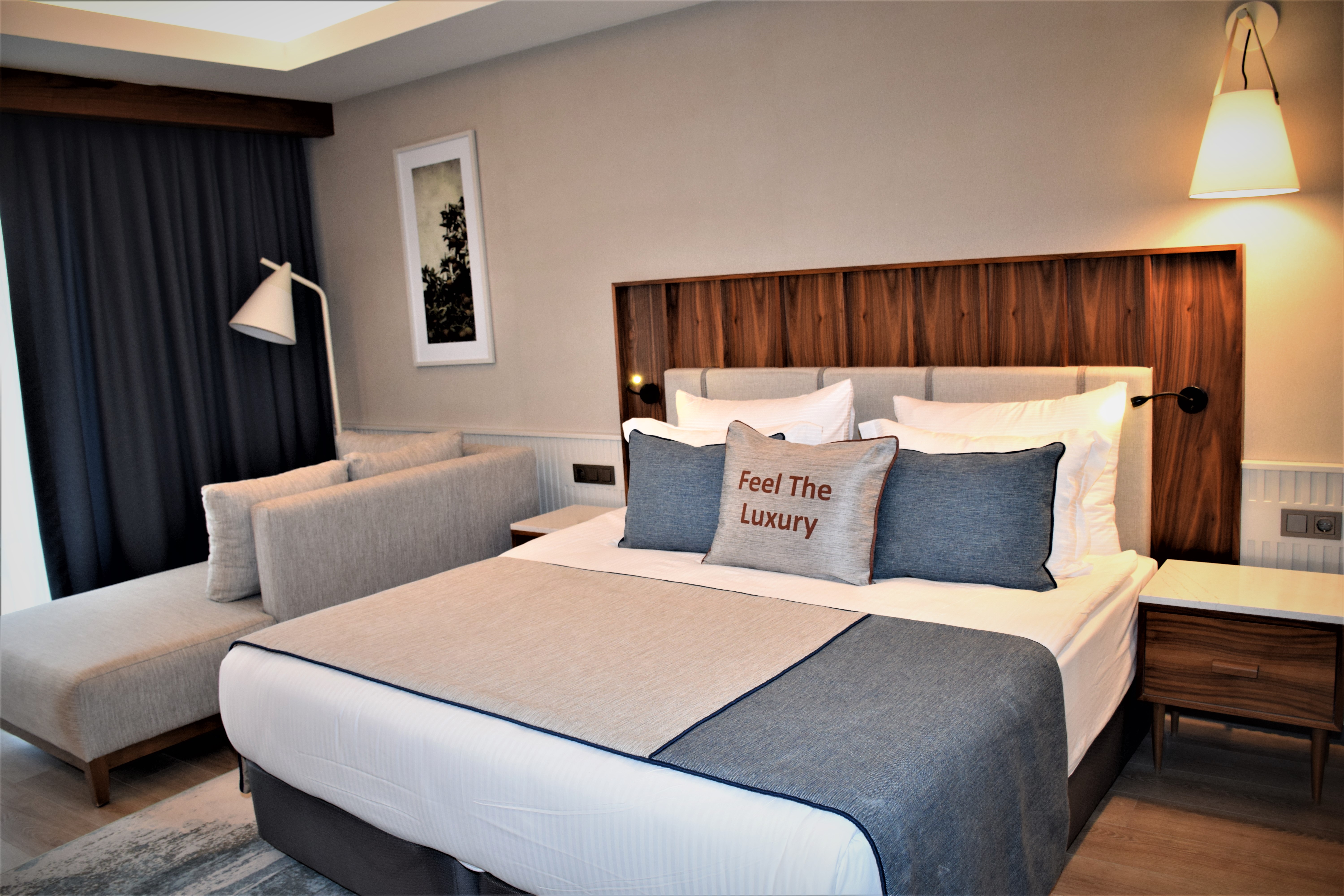 Room, Single, Double Bed, Sea View