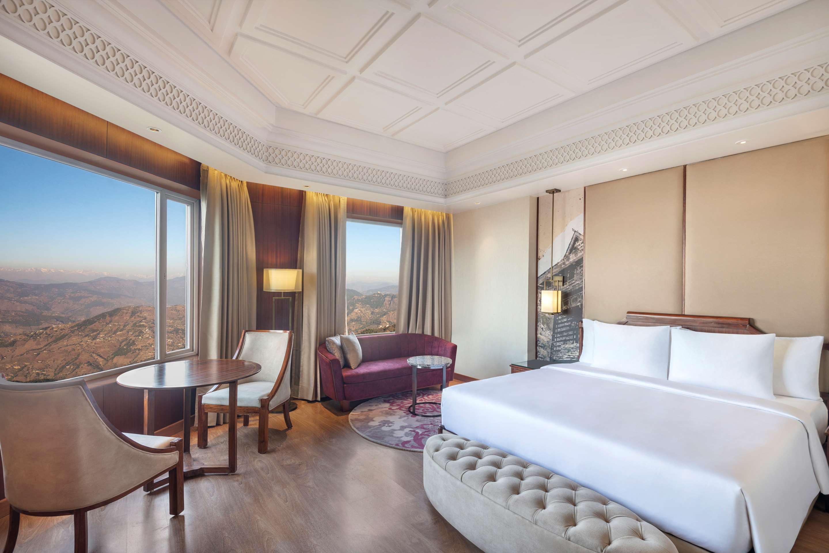 SUPERIOR ROOM