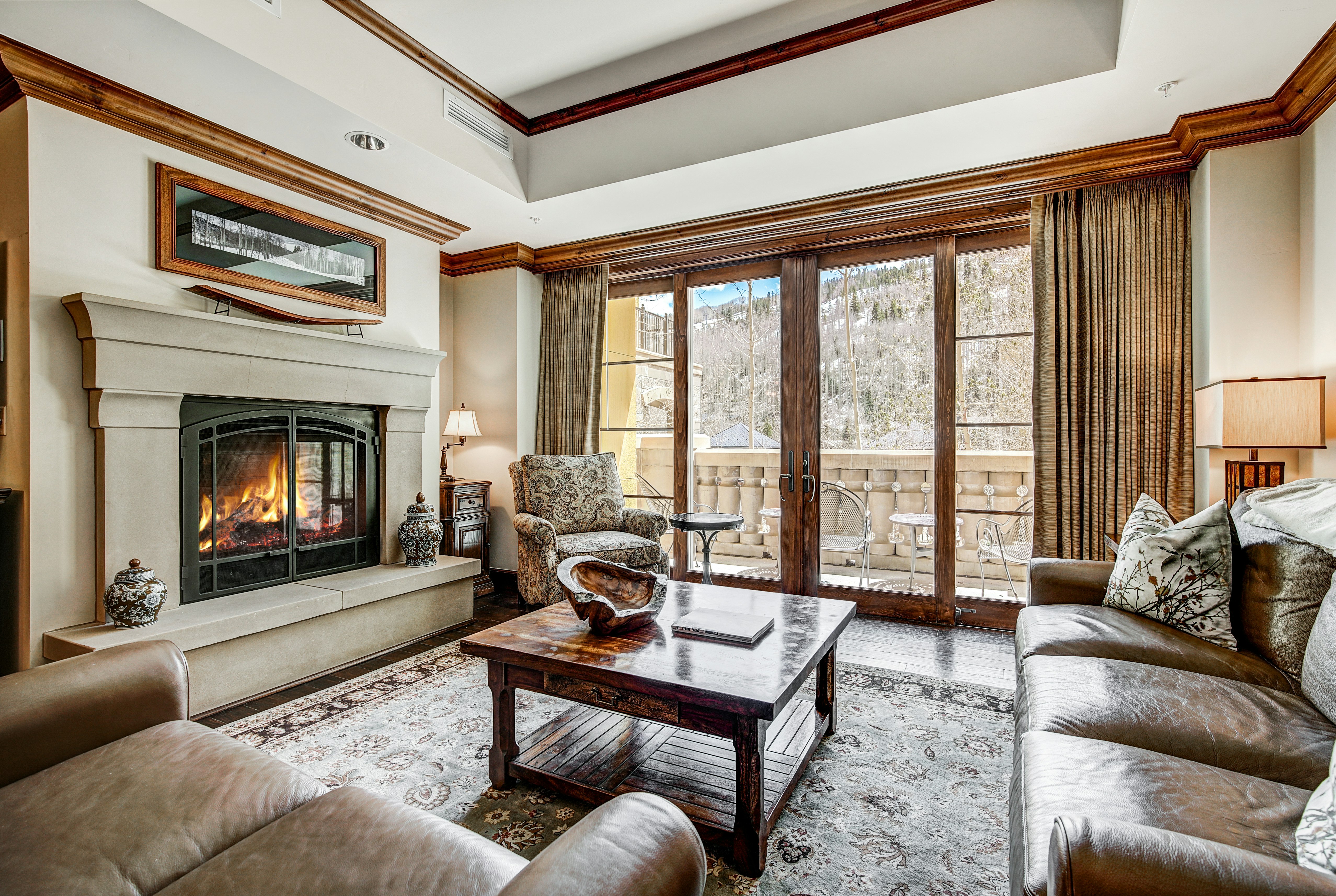 Vail Resorts' Legendary Lodging at Ritz-Carlton Residences 31/50