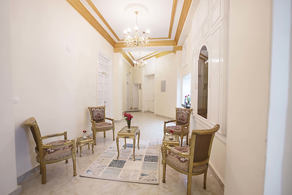 Tahrir Plaza Suites 47/57