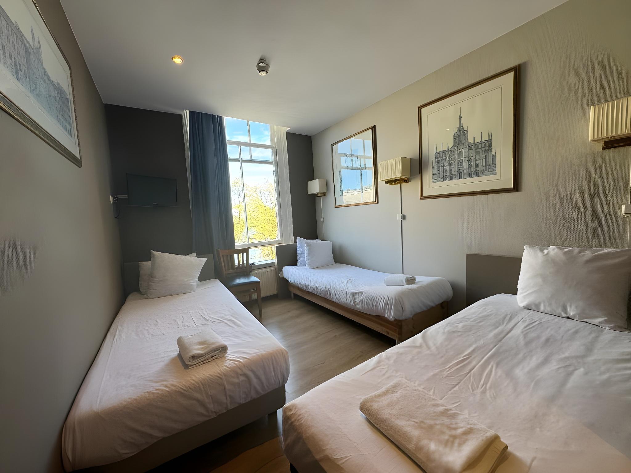 Room, Triple, Single Bed, No Air Condition