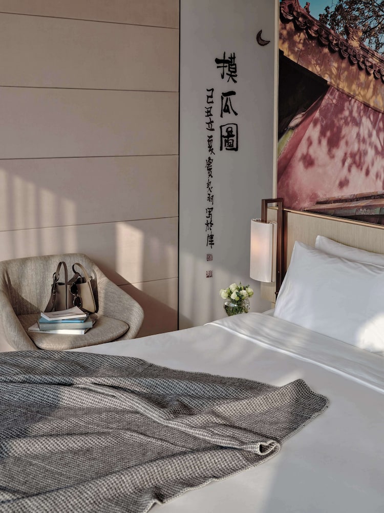 East Beijing Hotel 20/55