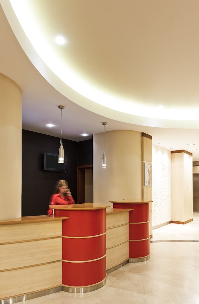 Ibis Eskisehir 7/50