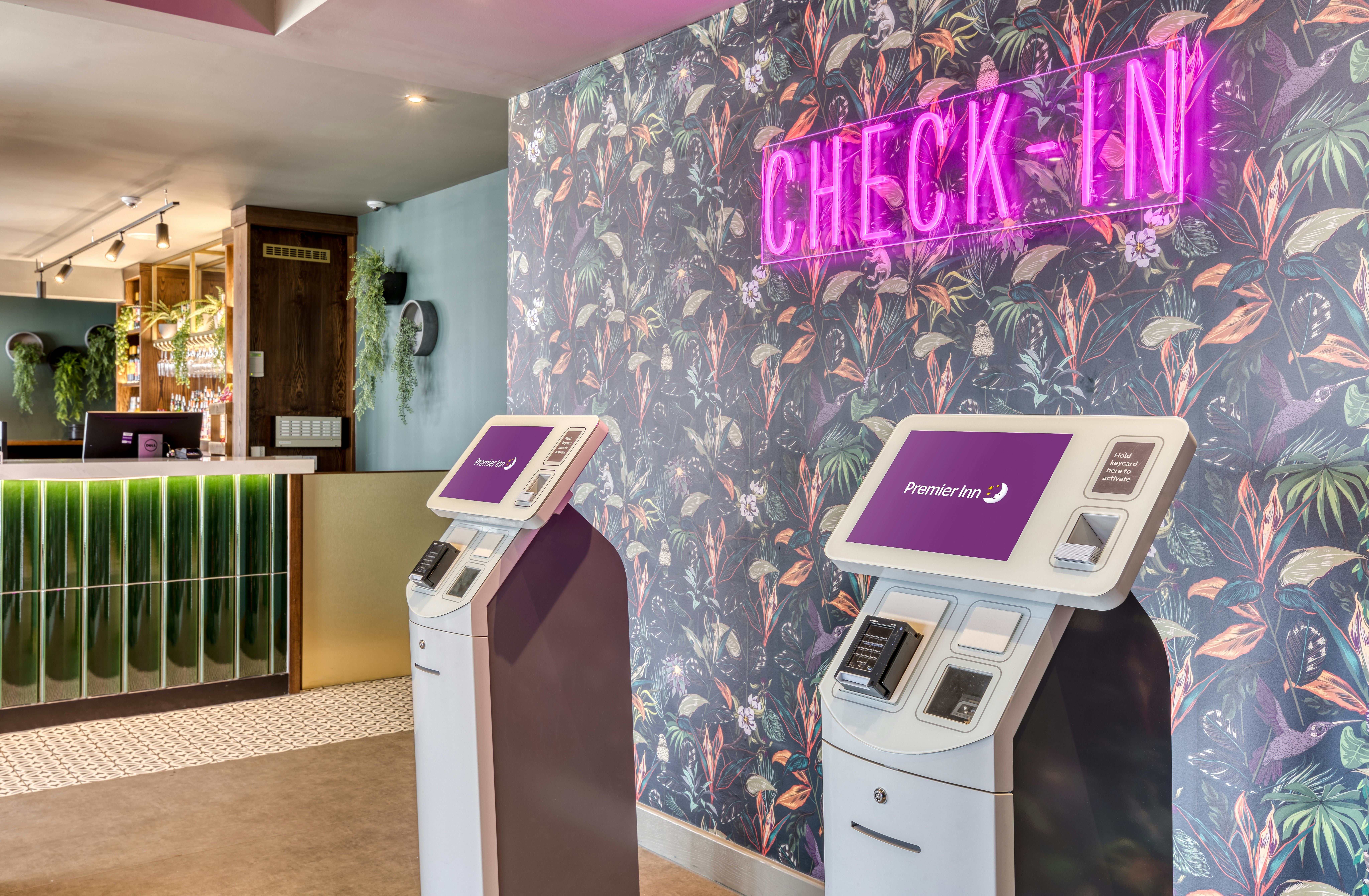 Premier Inn Southampton City Centre West Quay 43/51