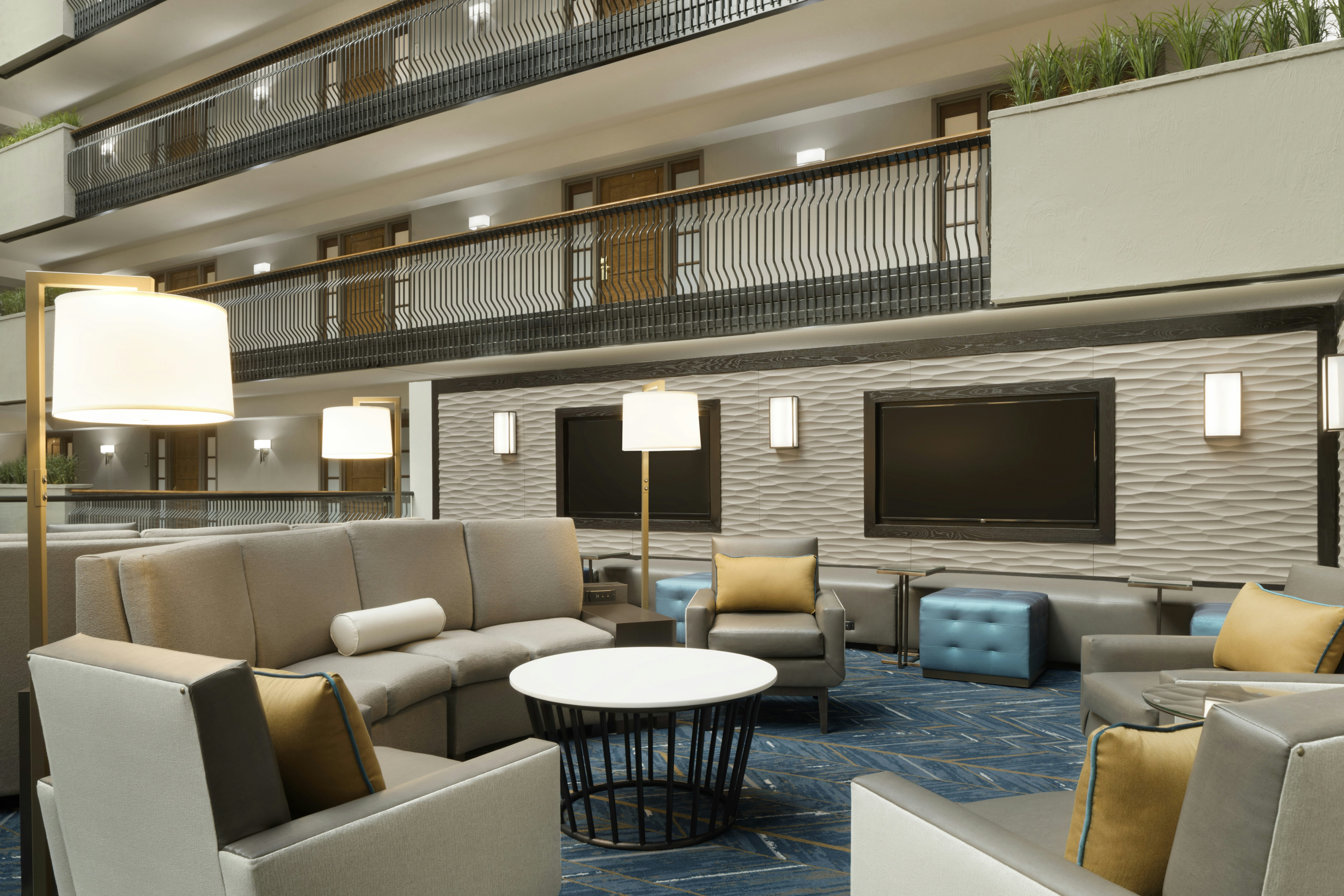 Embassy Suites Columbus 38/68