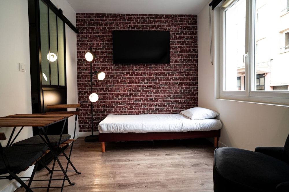 Alive Hotel De Quebec 15/50
