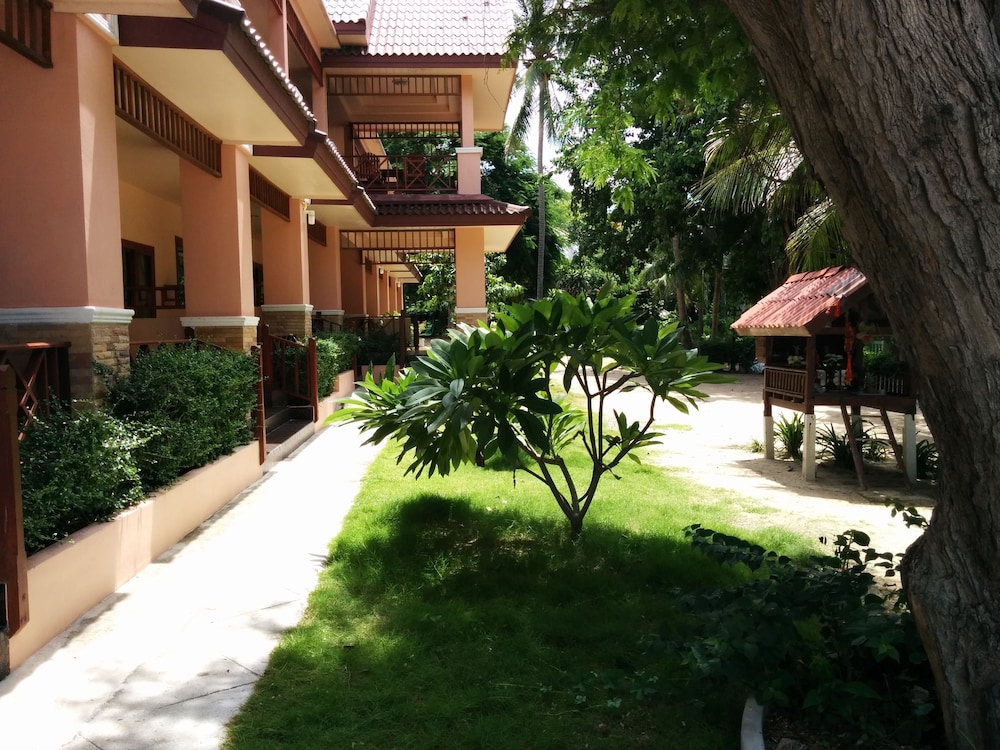 Paradise Bungalows 56/69