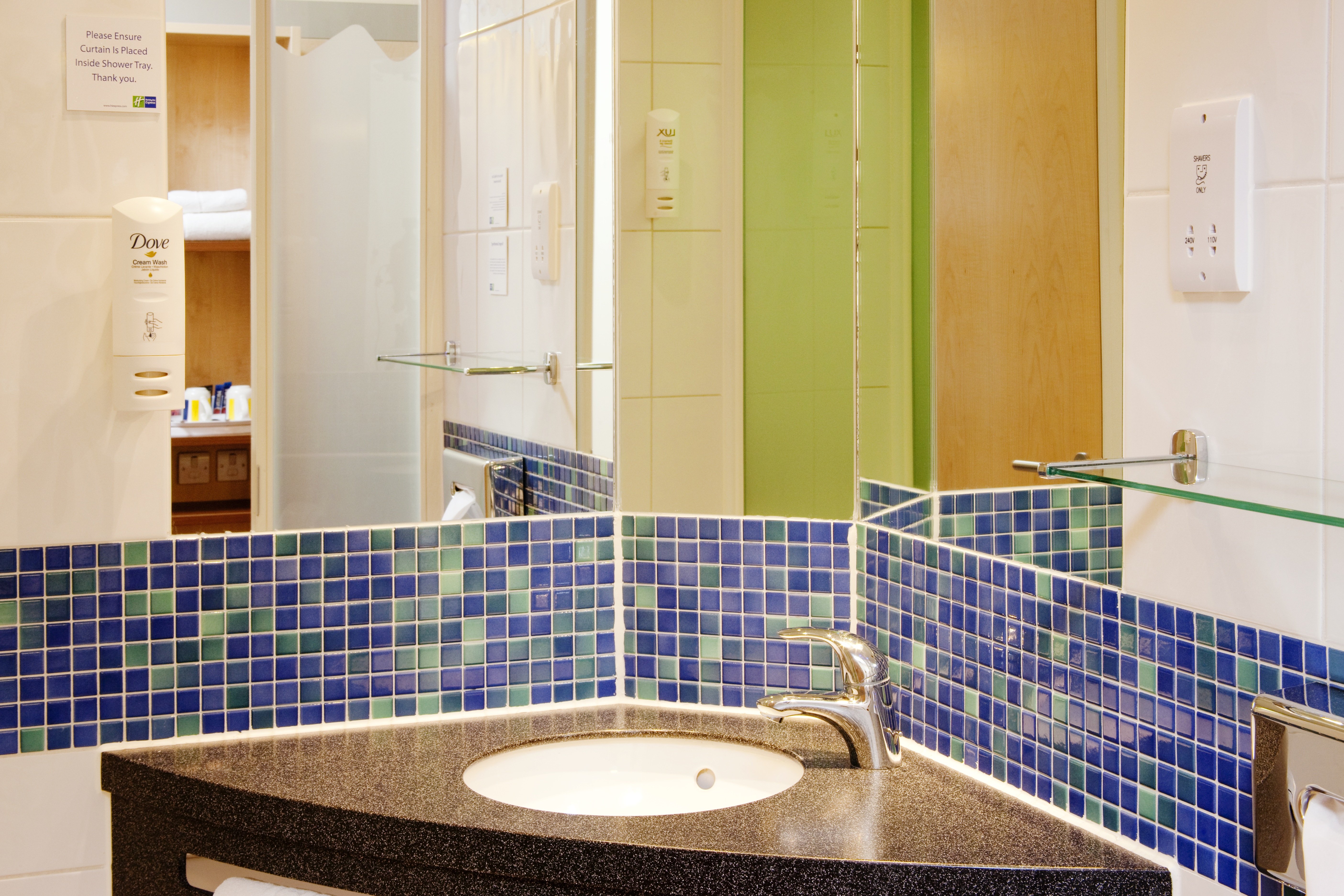 Holiday Inn Express Slough 16/16