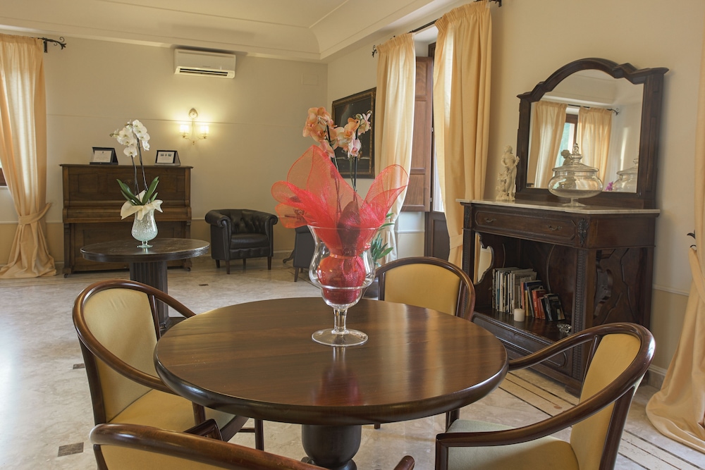 Villa Giuliana 42/50