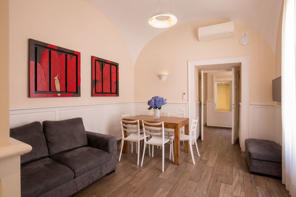 Aenea Superior Inn 32/50
