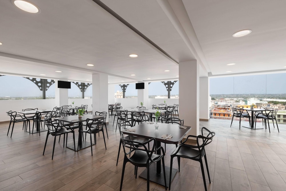 Ramada by Wyndham Tampico Centro 45/56