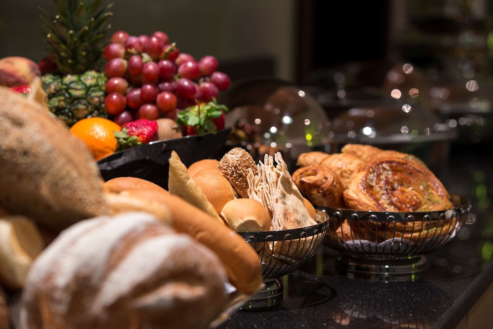 بارك إن باي راديسون الدمام(Park Inn By Radisson Dammam.) 37/73